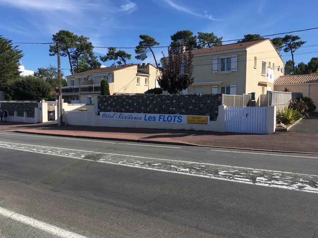 Hôtel Résidence Les Flots Saint-Palais-sur-Mer Exterior foto